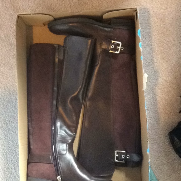 Liz Claiborne Shoes - Liz Claiborne brown suede and leather riding boots